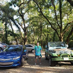 Meet your Posher, Ari